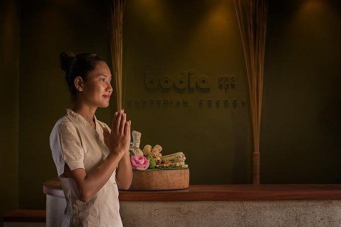 Traditional Head, Back & Shoulder Massage in Siem Reap - What happens during the 60-minute appointment