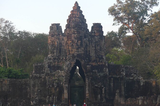 Two Days Angkor Wat Park-Beng Mealea and Kampong Phluk Village - Should You Book It?