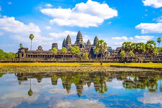Ultimate Half Day Tour- Angkor Wat, Ta Promh and Bayon Temple - What the $15 price really covers