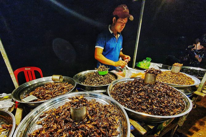 Ultimate Siem Reap Food Tour (10 Locals Tasting with Drinks & Transport) - Why this food tour works best at night
