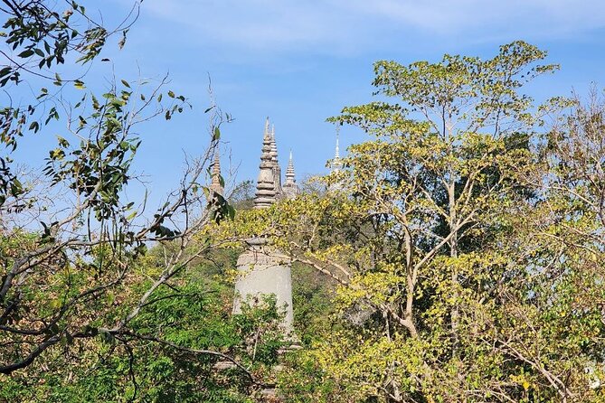 Visit Phnom Udong and Silk Island by Khmer Traditional Tuk-Tuk - What the tuk-tuk day feels like