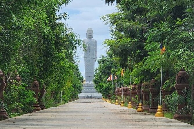 Visit Phnom Udong and Silk Island by Khmer Traditional Tuk-Tuk - A quiet stop at Vipassana Dhurak