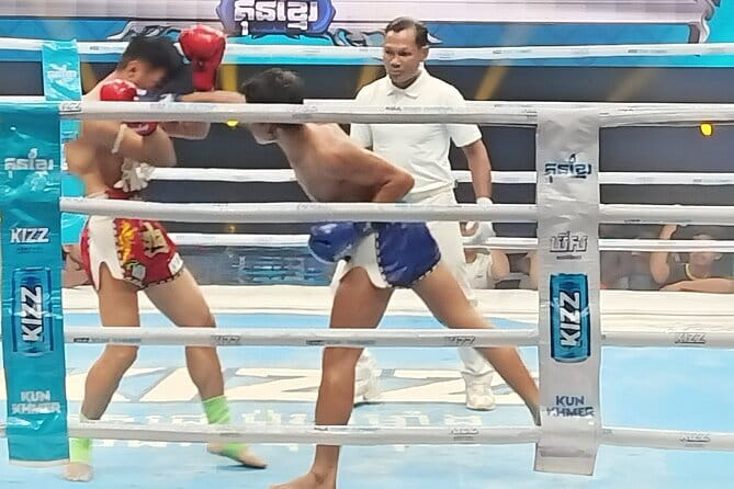 Watch Live Khmer Traditional boxing in Phnom Penh - Close-up Kun Khmer at Phnom Penh’s national TV station