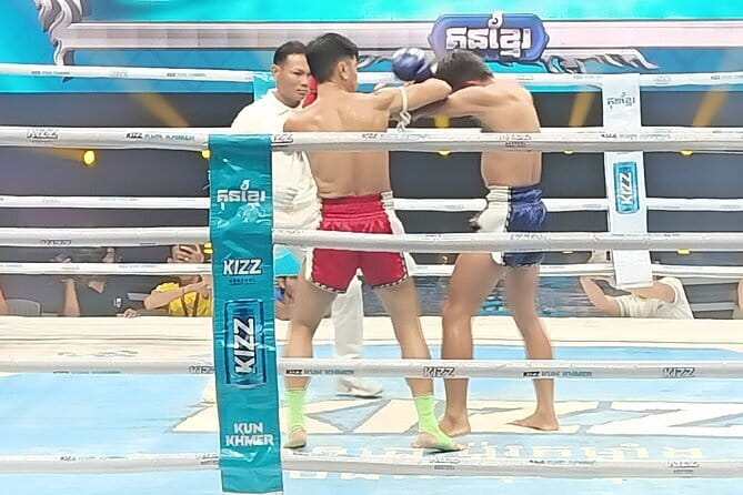 Watch Live Khmer Traditional boxing in Phnom Penh - What happens from hotel pickup to the first bell